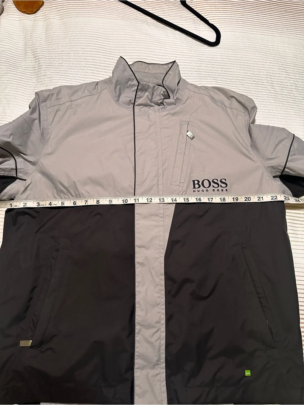 Hugo Boss Two-Tone Gray and Black Windbreaker